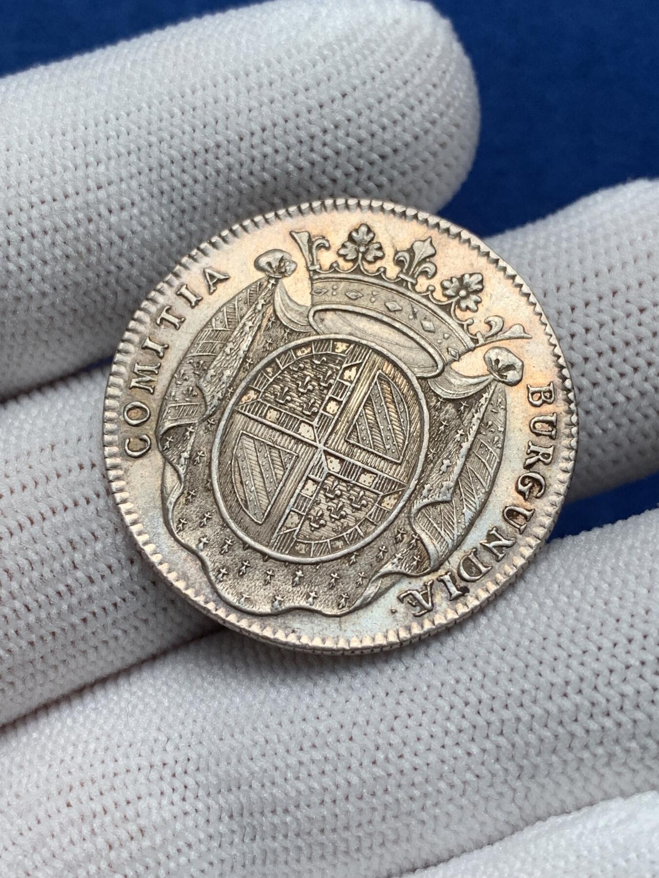 《竞宝斋》第281场- 周日，周一 ，周二3场连拍 （全场包邮） 法国银质代币，1725年勃艮第纪念国王成年，10.61g，30.6mm