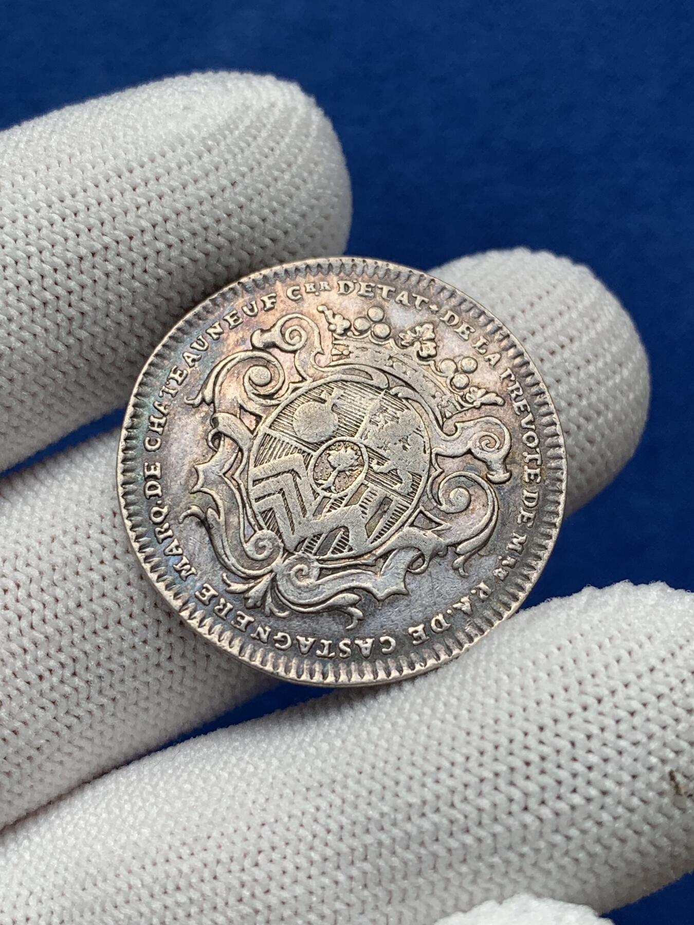 《竞宝斋》第281场- 周日，周一 ，周二3场连拍 （全场包邮） 法国银质代币，1721年皮埃尔·安托万·德·卡斯塔吉尔，新堡侯爵，7.41g，29mm