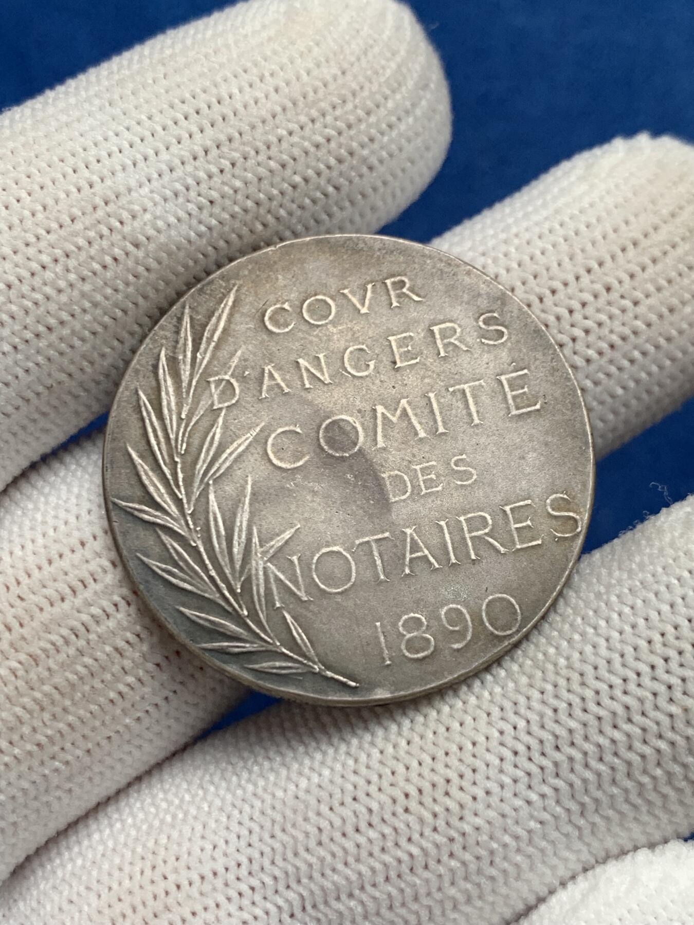 《竞宝斋》第281场- 周日，周一 ，周二3场连拍 （全场包邮） 法国昂热公证人银质代币，13.60g，32mm，野猪头+菱形ARGENT边铭