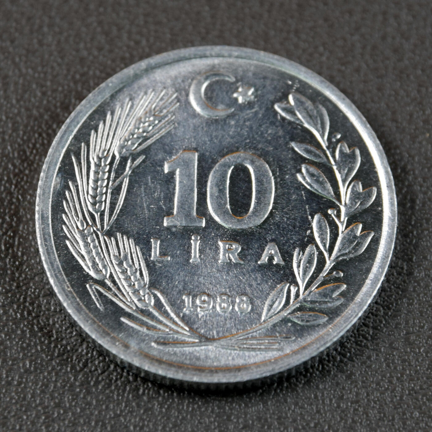 天业钱币散币、银币拍卖第47次专场 全场0元起拍0佣金转发分佣，欢迎围观参拍（平台要求超过60天的订单尽快邮寄，望各位配合解决） 土耳其1988年10里拉 小面值 UNC