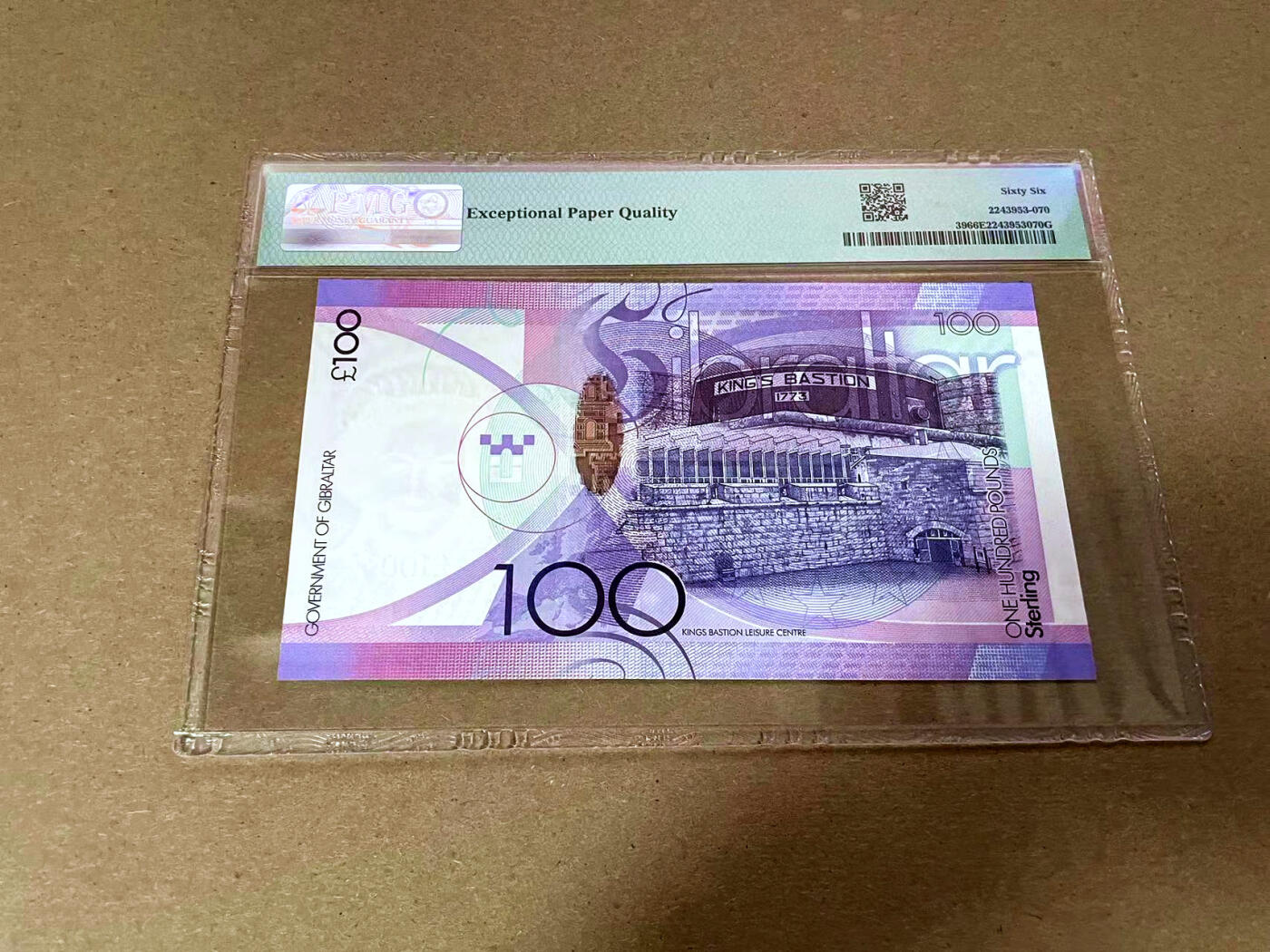 【Blue Auction】✨世界纸币精拍第493期【精】  【AAA冠倒置号】直布罗陀 2011年100镑 女王PMG66EPQ 