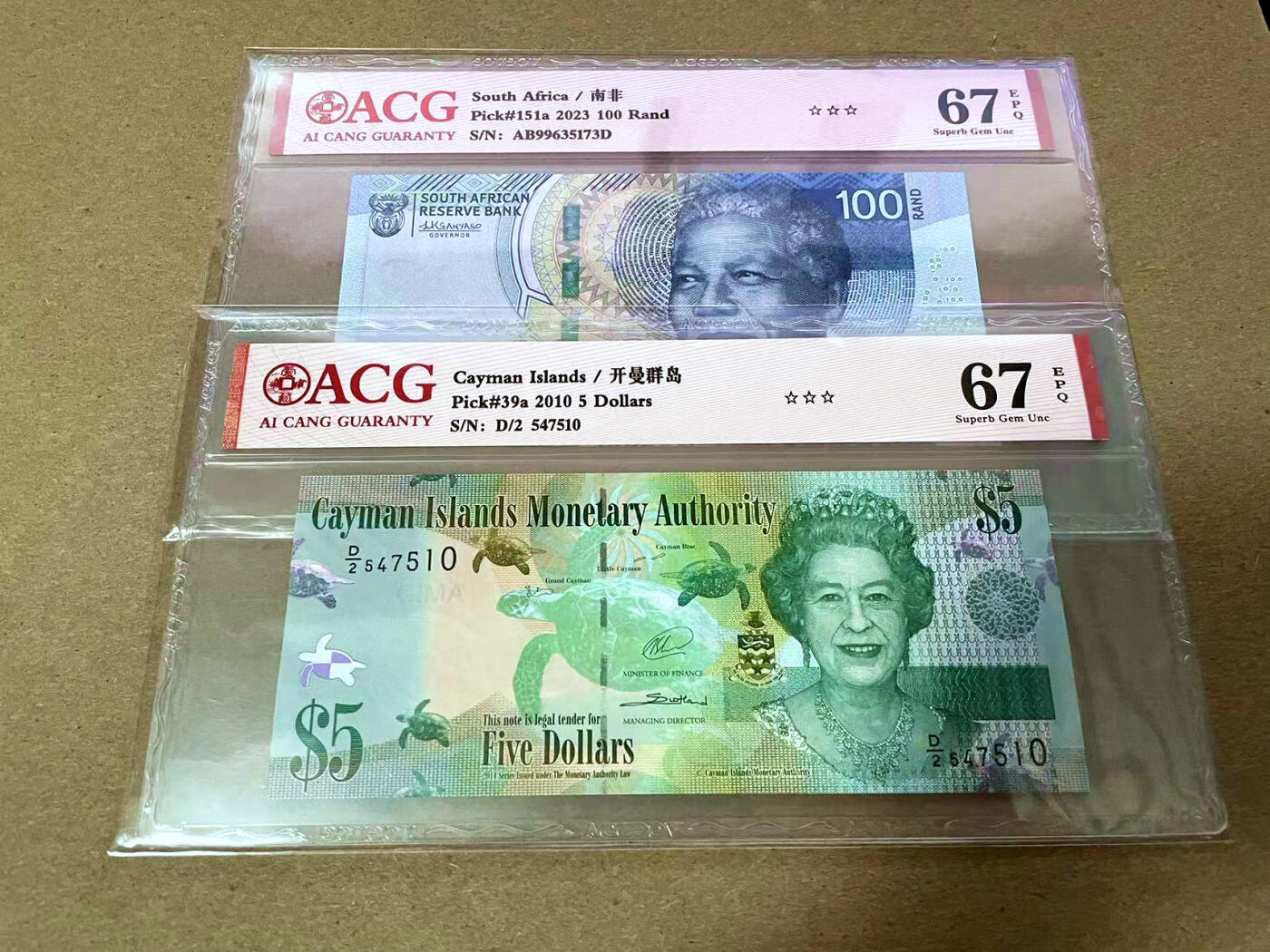 【Blue Auction】✨世界纸币精拍第493期【精】 【一组2张】南非 2023年100兰特&开曼 2010年5元 女王 ACG67EPQ