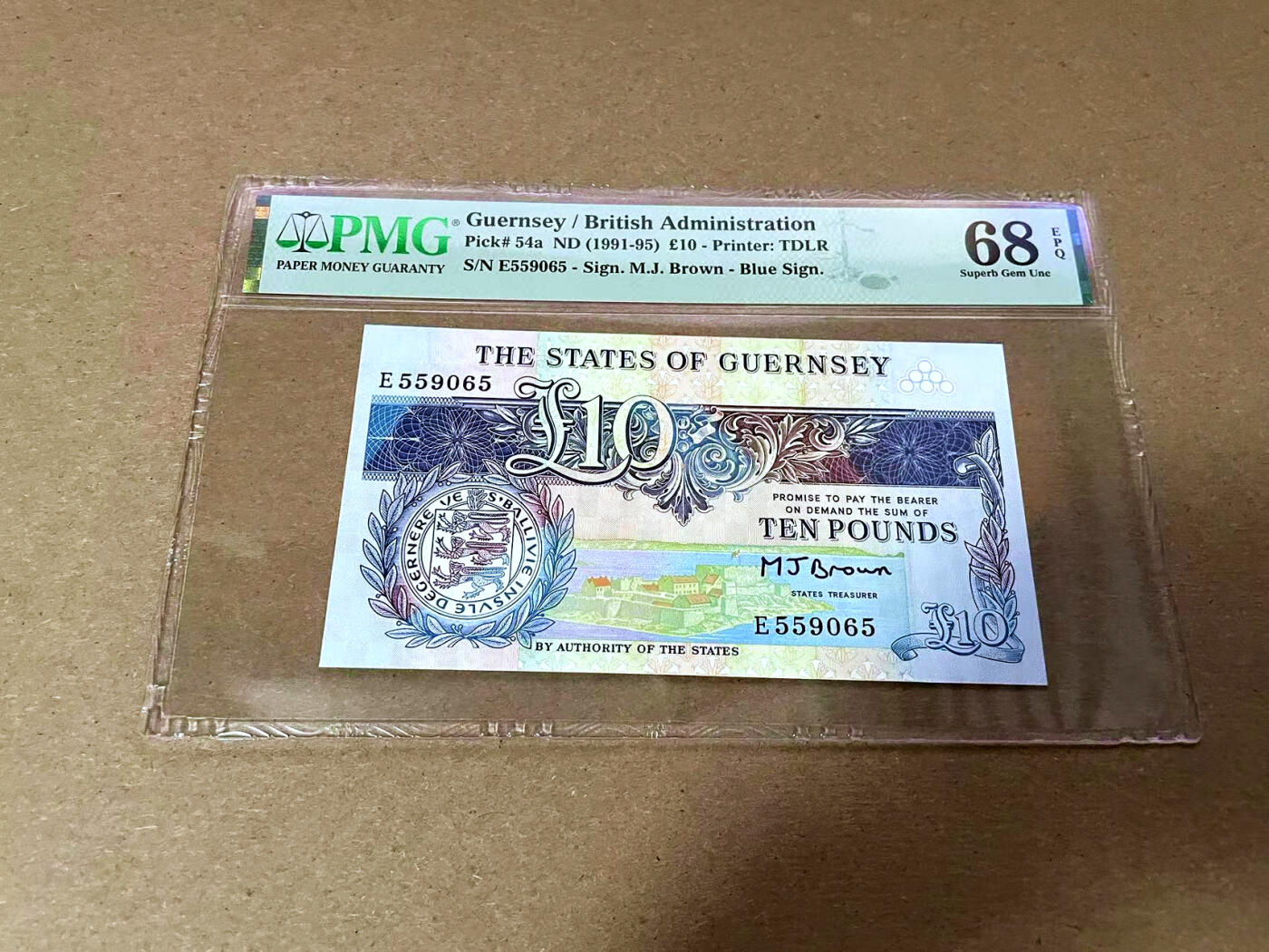 【Blue Auction】✨世界纸币精拍第493期【精】 【无47】根西 1991-95年10镑 PMG68EPQ 超高分 背面大场景