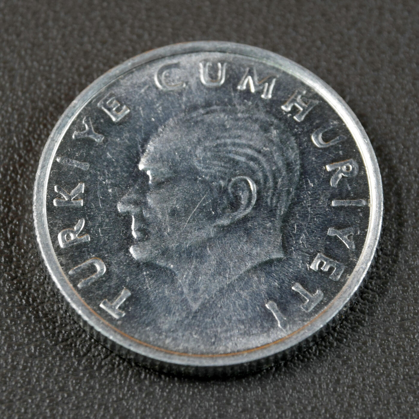 天业钱币散币、银币拍卖第47次专场 全场0元起拍0佣金转发分佣，欢迎围观参拍（平台要求超过60天的订单尽快邮寄，望各位配合解决） 土耳其1988年10里拉 小面值 UNC