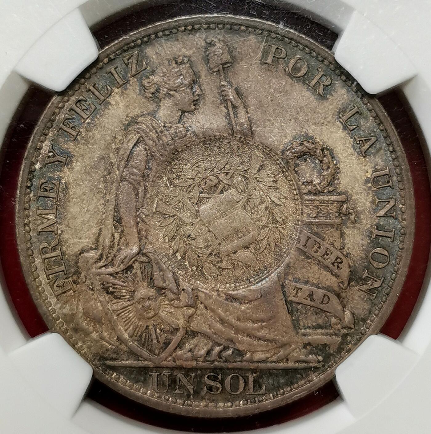 凡希社世界钱币微拍第二百七十三期 荐！1894危地马拉加盖秘鲁比索大银NGC-MS63，戳记与母币品相一流，烟熏彩包浆绝美！