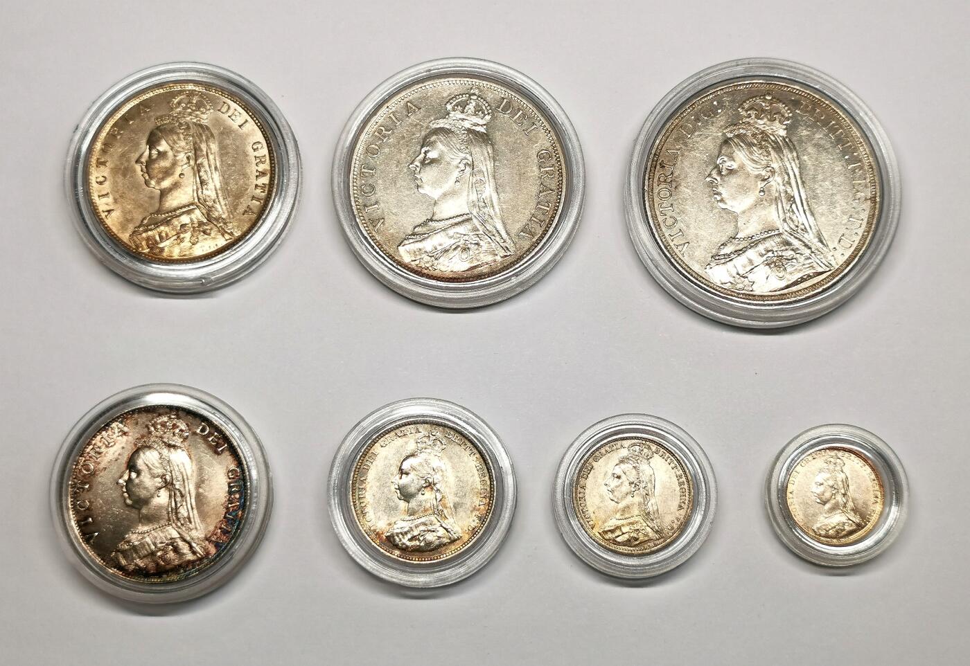 凡希社世界钱币微拍第二百七十三期 1887英国老维流通版七枚套，品相AU-UNC，附后制展示盒！