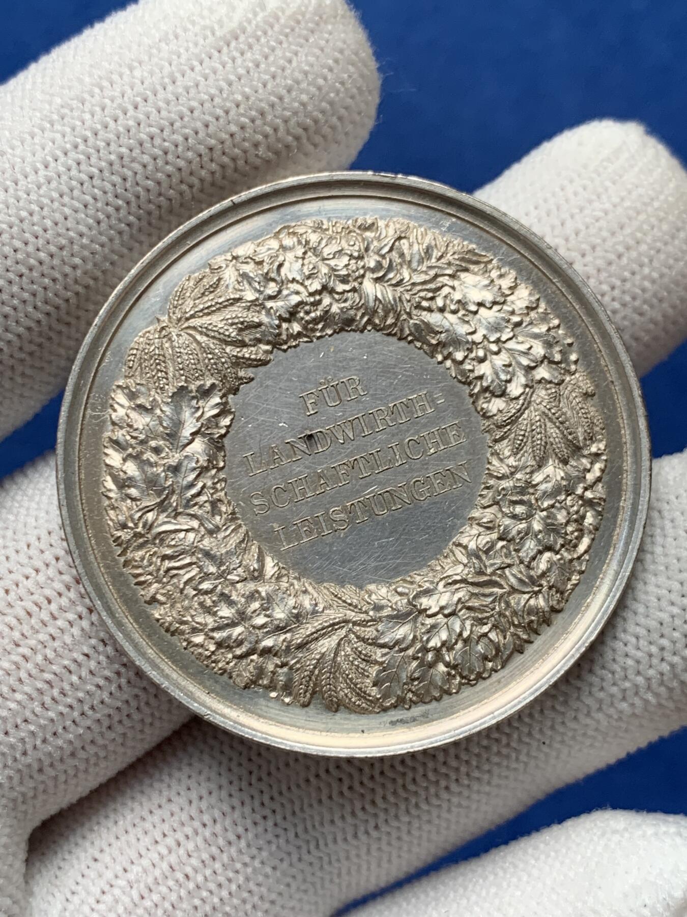 《竞宝斋》第281场- 周日，周一 ，周二3场连拍 （全场包邮） 德国19世纪农业女神银章 28.65g 41.6mm 无边铭