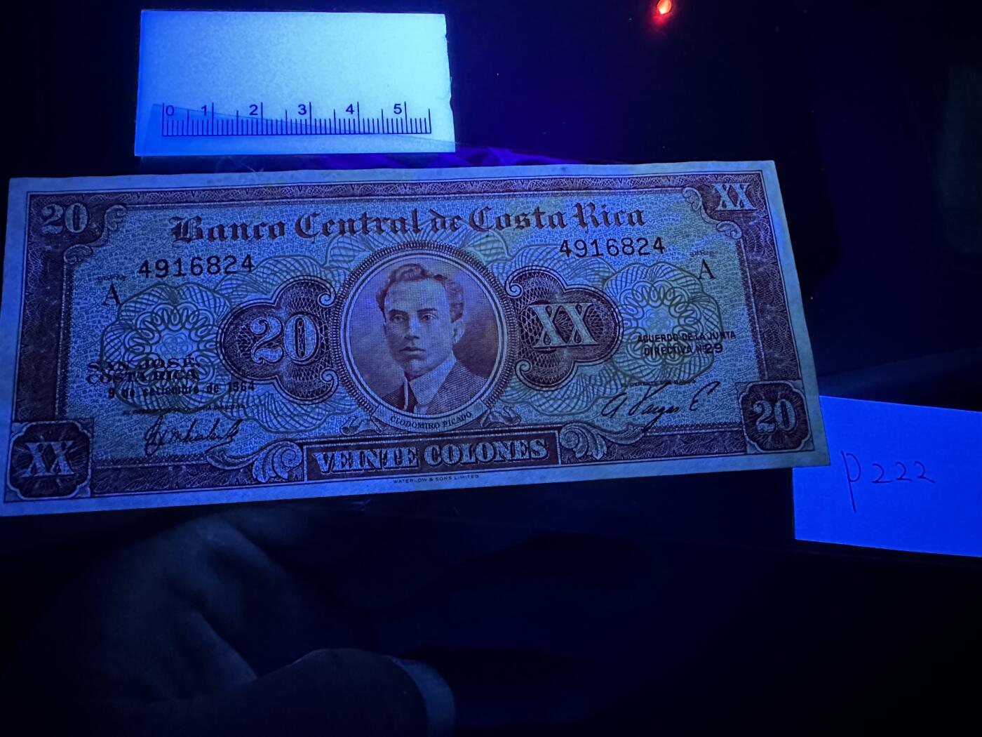 《外钞收藏家》第三百八十一期（美洲小专场） 哥斯达黎加1964年20克伦 P222 UNC- 有黄斑