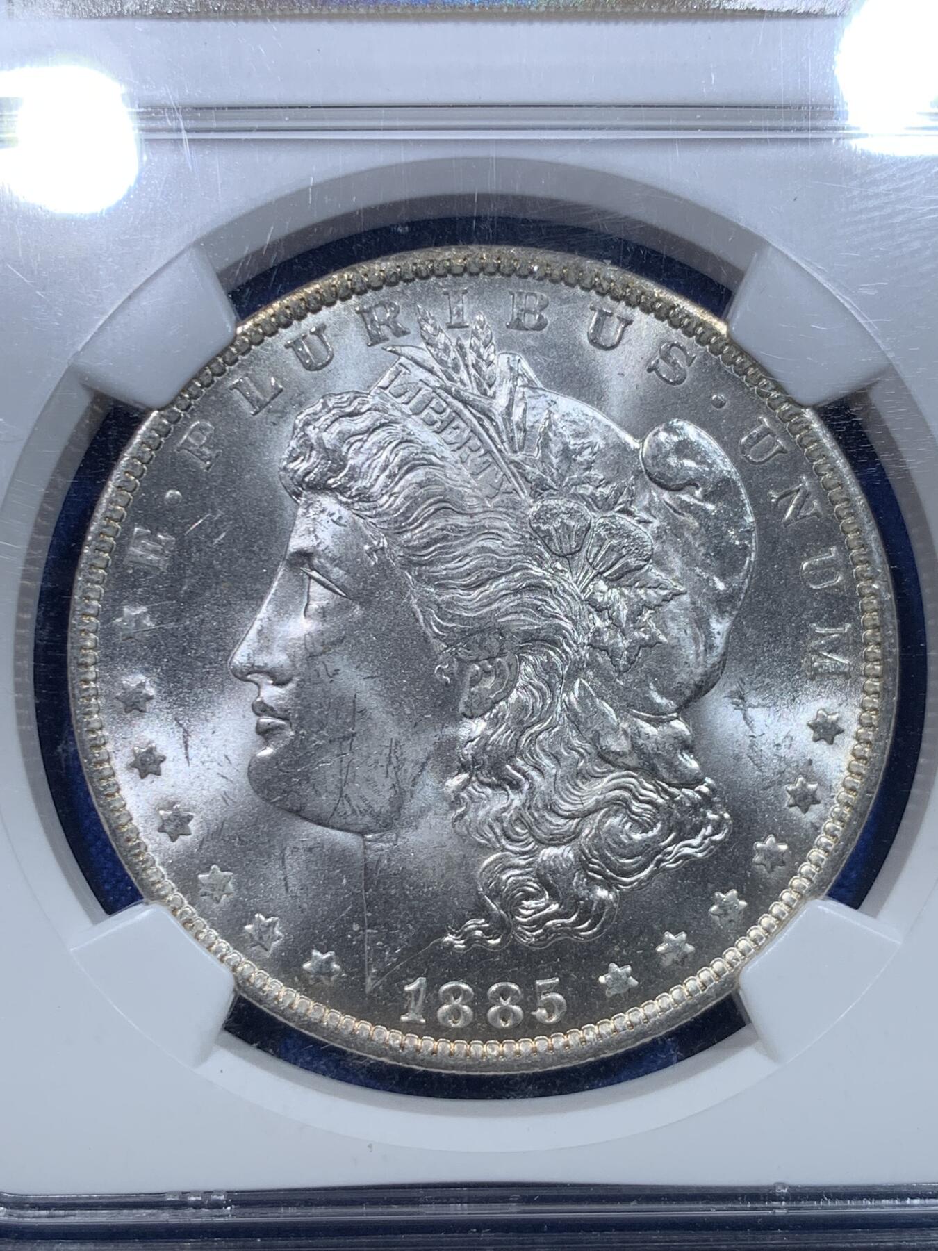 《竞宝斋》第279场- 周日，周一 ，周二3场连拍 （全场包邮） NGC MS64 美国 1885年 1美元 摩根银币 老盒子 爆光品相