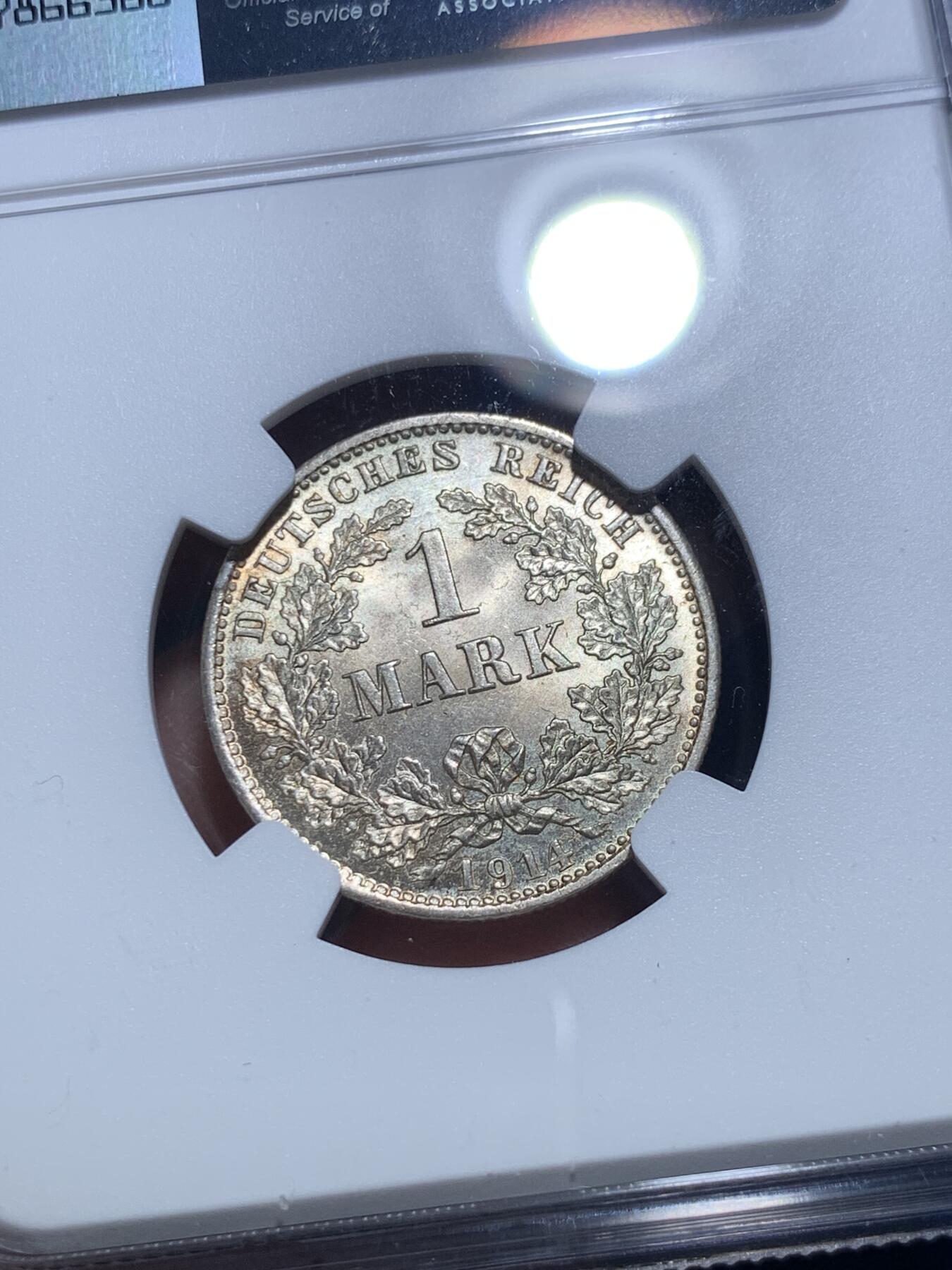《竞宝斋》第279场- 周日，周一 ，周二3场连拍 （全场包邮） NGC-MS65 德国1914-D 1马克银币 转光特猛，浅黄油包浆，脱模剂依稀可见，出厂状态。