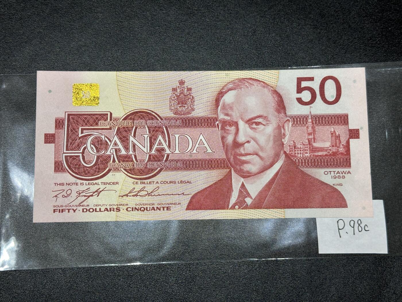 《外钞收藏家》第三百八十一期（美洲小专场） 加拿大1988年50元	P98 AU品相 有软折