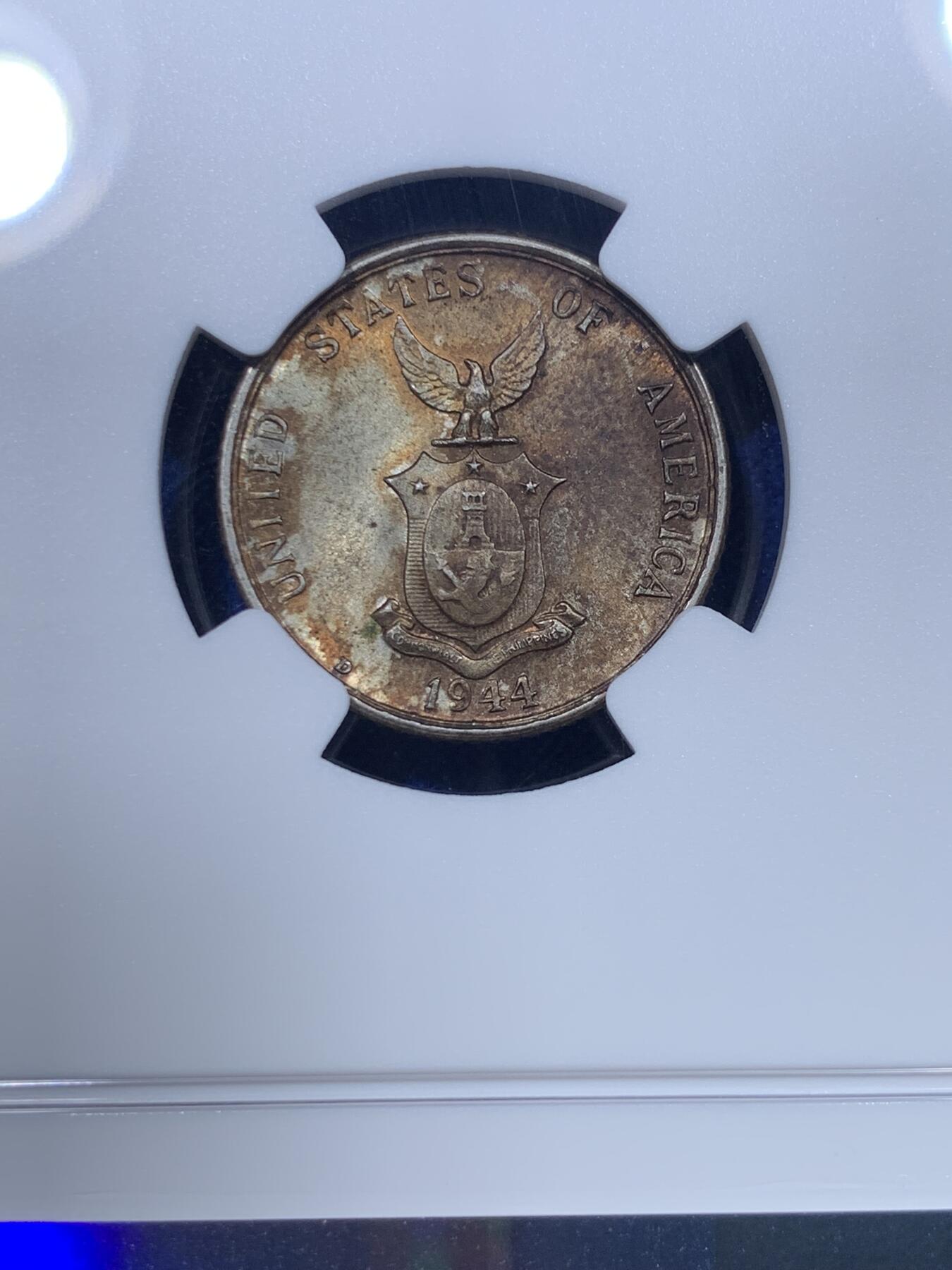 《竞宝斋》第279场- 周日，周一 ，周二3场连拍 （全场包邮） NGC MS64 1944年美属菲律宾20分银币  顶级五彩包浆车轮光，观感极佳