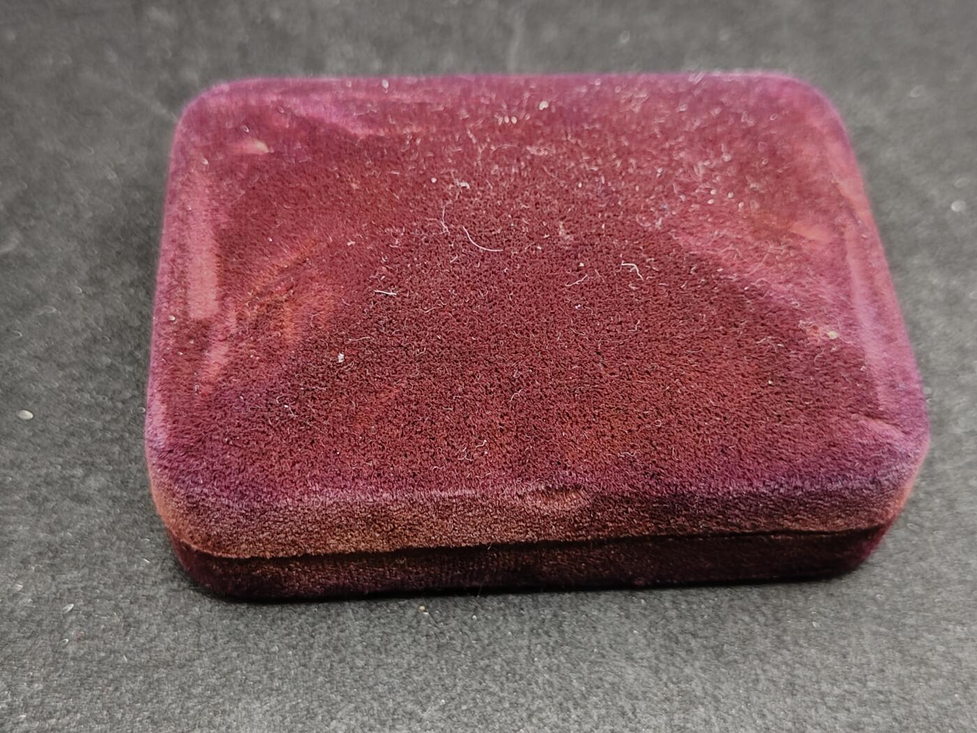 全场0元起拍 第166期 咸鱼国勋章拍卖专场 6月19日（周三）下午6：00开始 国际狮子会领带夹袖扣一套