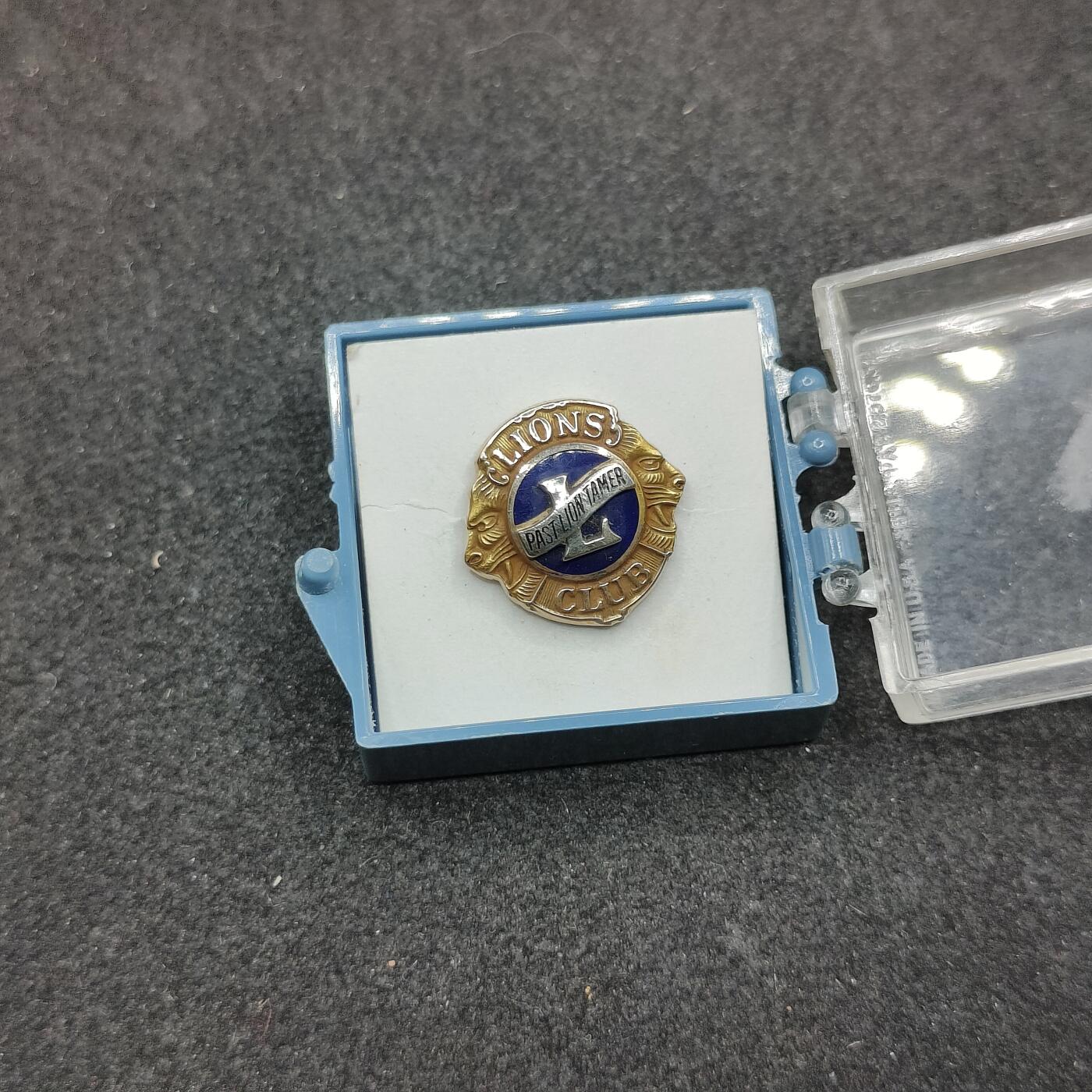 全场0元起拍 第166期 咸鱼国勋章拍卖专场 6月19日（周三）下午6：00开始 10k金制 国际狮子会徽章