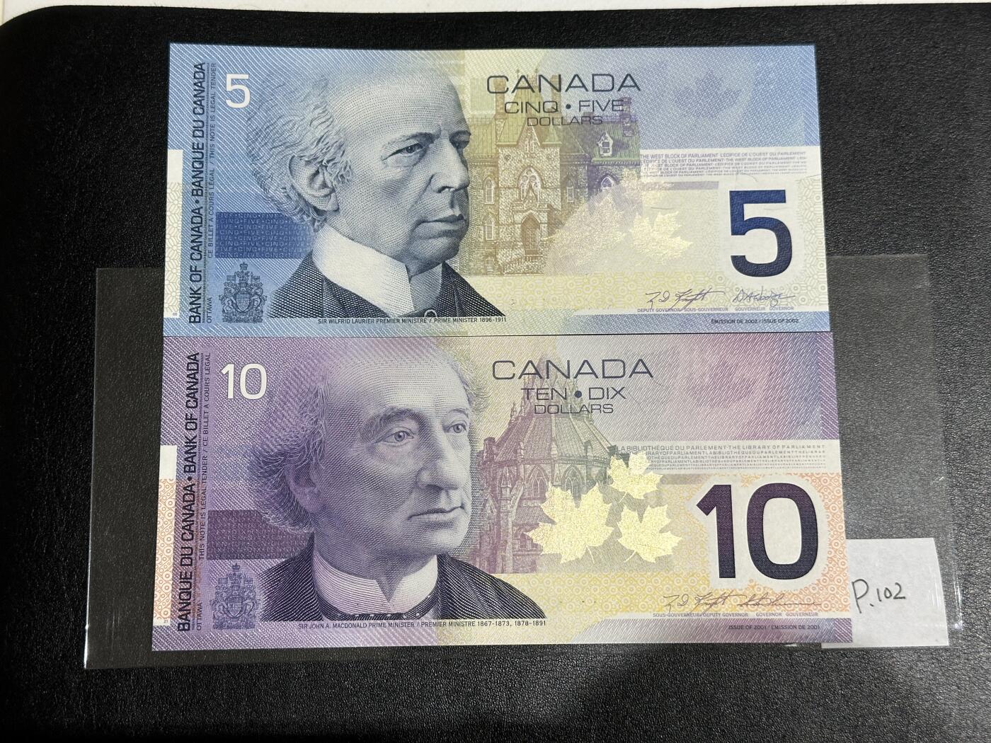 《外钞收藏家》第三百八十一期（美洲小专场） 加拿大2000-2001年版，5/10元	P101-102  全新UNC