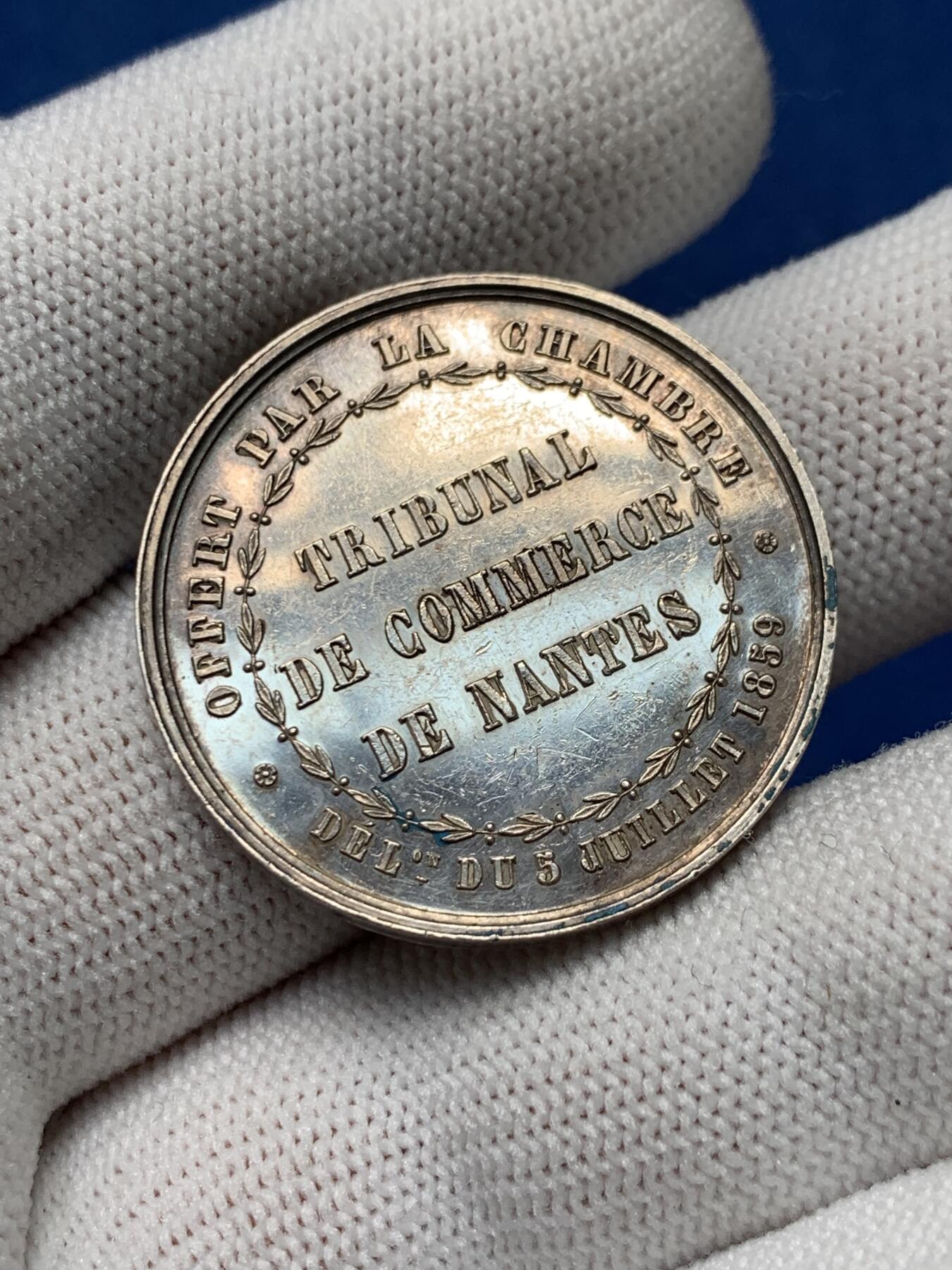 《竞宝斋》第281场- 周日，周一 ，周二3场连拍 （全场包邮） 法国1859南特商业法庭银章 12.87g 31.2mm 蜜蜂边铭