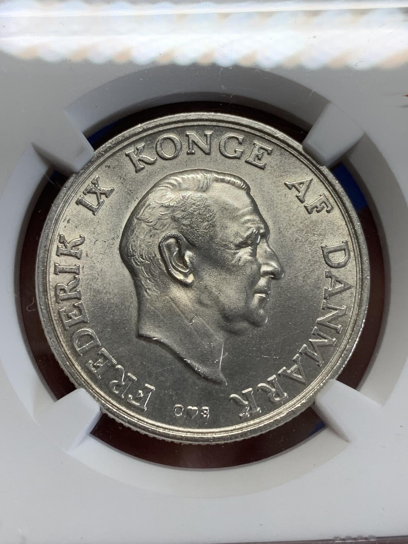 《竞宝斋》第279场- 周日，周一 ，周二3场连拍 （全场包邮） NGC UNCD 丹麦1958年弗雷德里克九世纪念玛格丽特女王储18岁诞辰2克朗银币