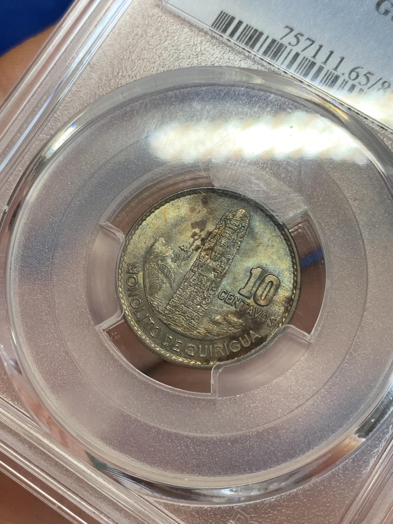 《竞宝斋》第279场- 周日，周一 ，周二3场连拍 （全场包邮） PCGS-MS65 危地马拉 1960年 10分银币 PC唯一冠军分双面炫五彩包浆状态顶尖。