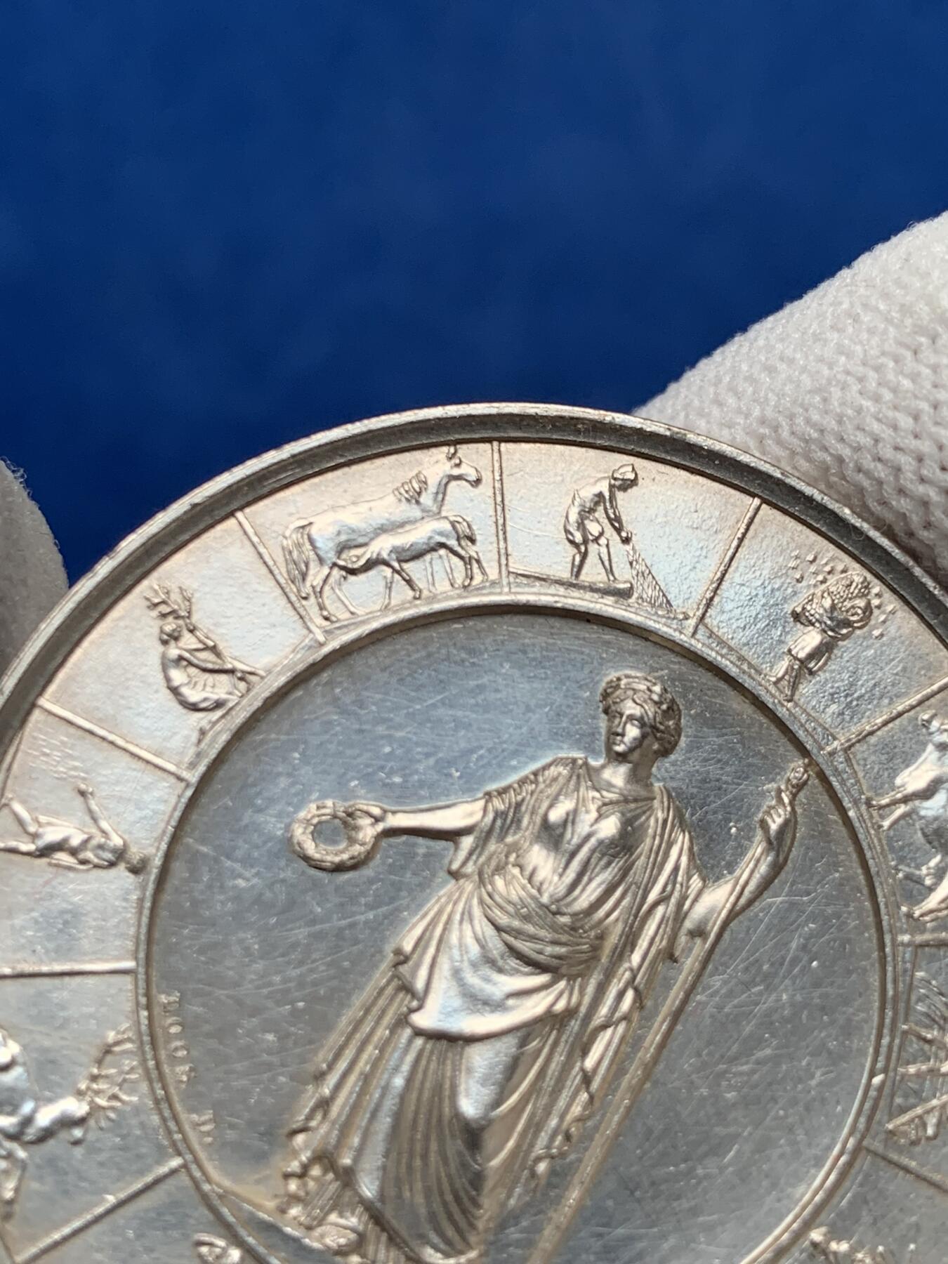 《竞宝斋》第281场- 周日，周一 ，周二3场连拍 （全场包邮） 德国19世纪农业女神银章 28.65g 41.6mm 无边铭