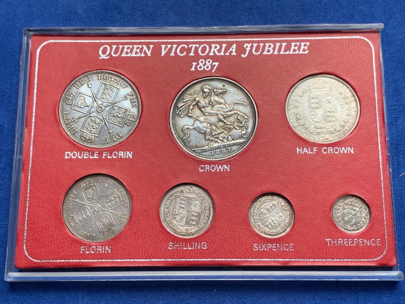 《竞宝斋》第280场- 周日，周一 ，周二3场连拍 （全场包邮） 英国1887维多利亚高冠套币 7枚装银币