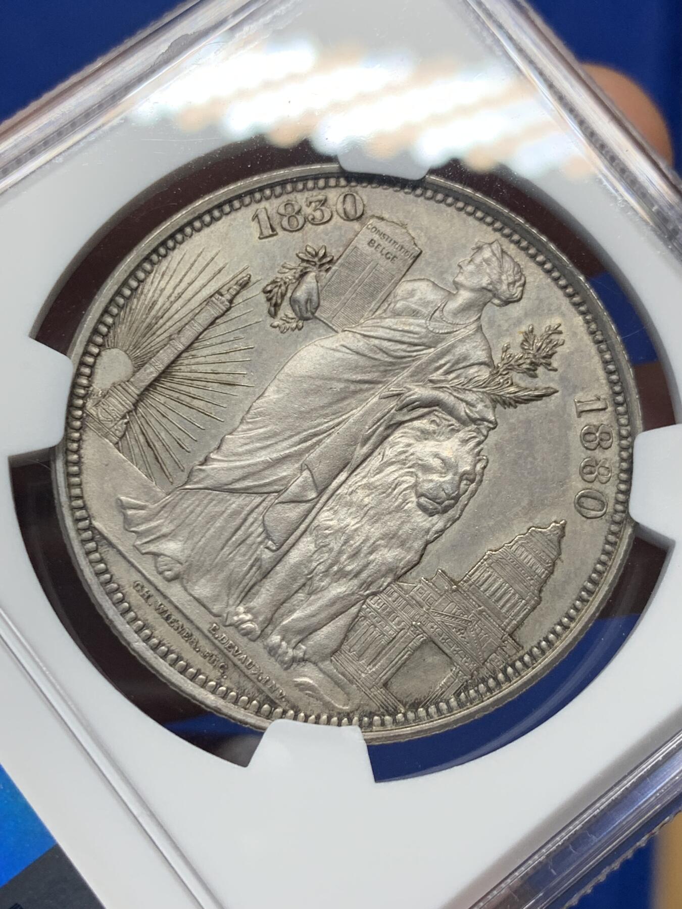 《竞宝斋》第280场- 周日，周一 ，周二3场连拍 （全场包邮） NGC UNC 1880 比利时 独立纪念5法郎大银 PL底板 细节非常好