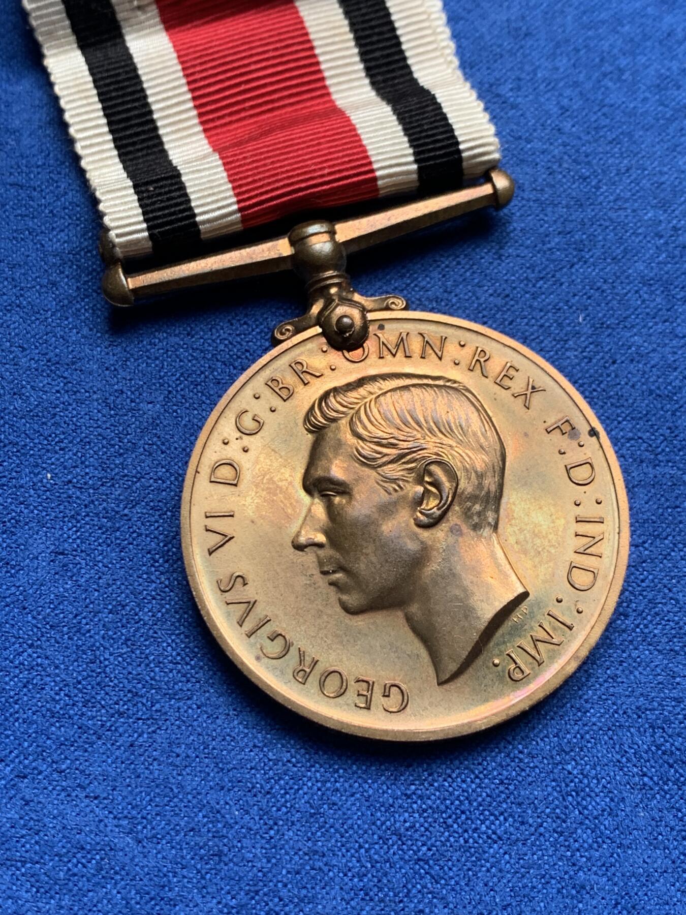 《竞宝斋》第280场- 周日，周一 ，周二3场连拍 （全场包邮） 警察服务铜质奖章 细节见图