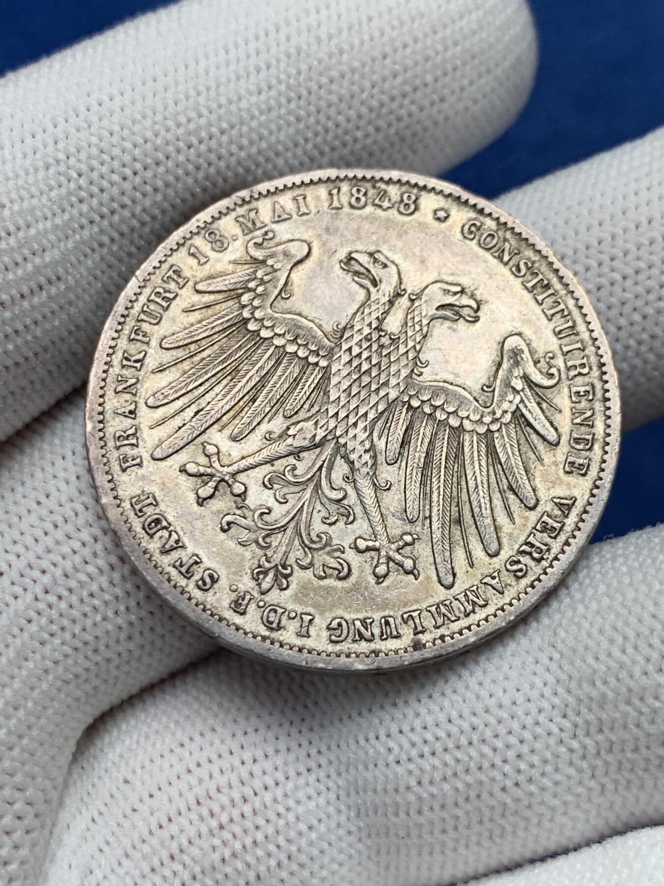 《竞宝斋》第280场- 周日，周一 ，周二3场连拍 （全场包邮） 德国1848年法兰克福双头鹰2盾银币