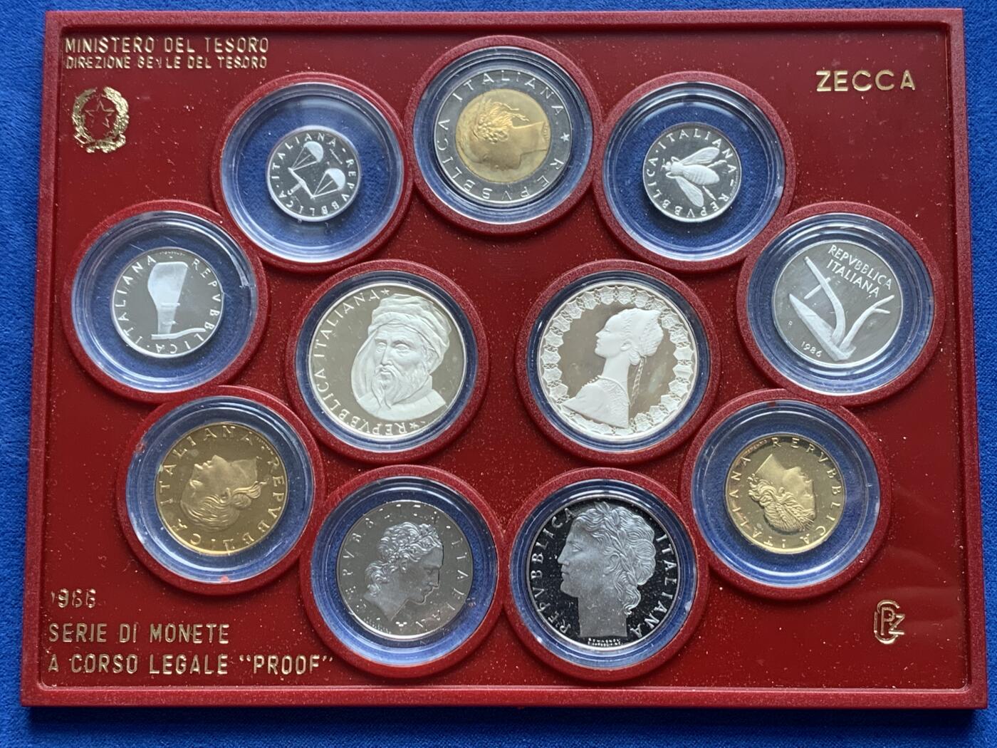 《竞宝斋》第280场- 周日，周一 ，周二3场连拍 （全场包邮） 意大利1986精制套币 纪念雕塑家多纳泰罗诞生600周年 代表作品《大卫》、《圣乔治像》、《加塔梅拉达骑马像》、《圣洛伦佐教堂讲坛》