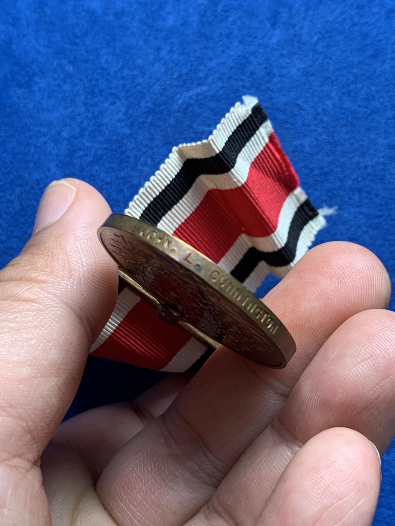 《竞宝斋》第280场- 周日，周一 ，周二3场连拍 （全场包邮） 警察服务铜质奖章 细节见图