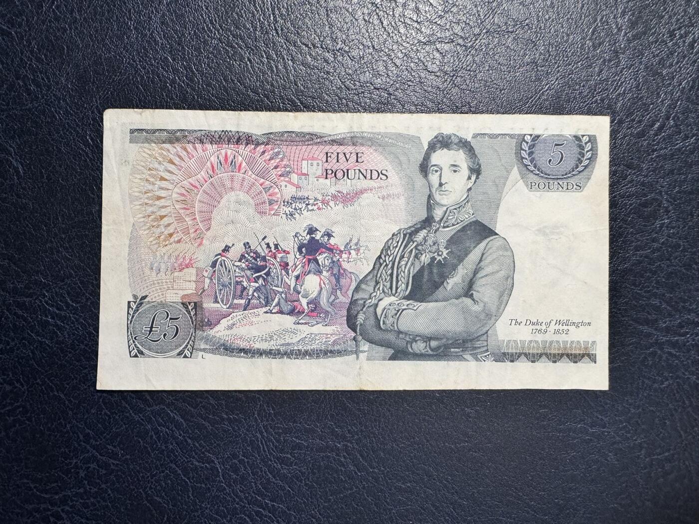 收藏联盟Quantum Auction 第354期拍卖  英国1981-88年5镑 品相如图 威灵顿公爵
