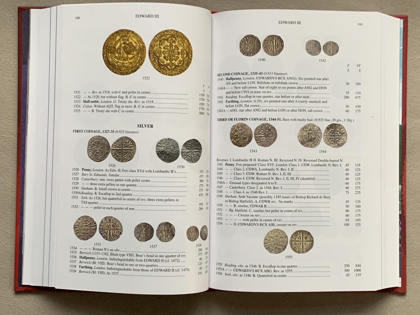 《竞宝斋》第280场- 周日，周一 ，周二3场连拍 （全场包邮） 斯宾克英国钱币标准目录2024版英系收藏必备目录 PCGS与NGC编号来源之- 精装版 厚达605页 重达1公斤