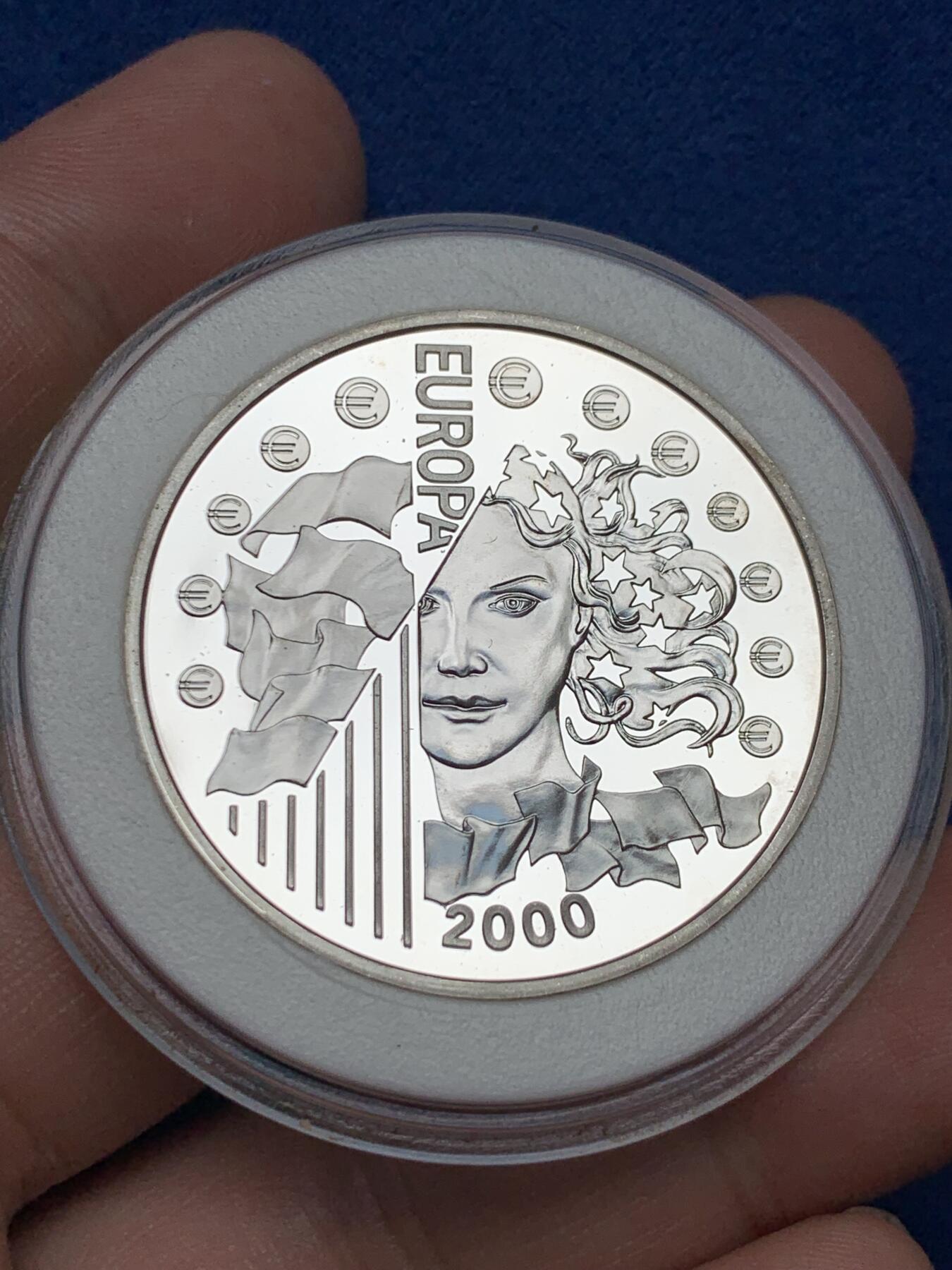 《竞宝斋》第280场- 周日，周一 ，周二3场连拍 （全场包邮） 法国2000年欧洲女神肖像 6.55957法郎精制银币 状态不错