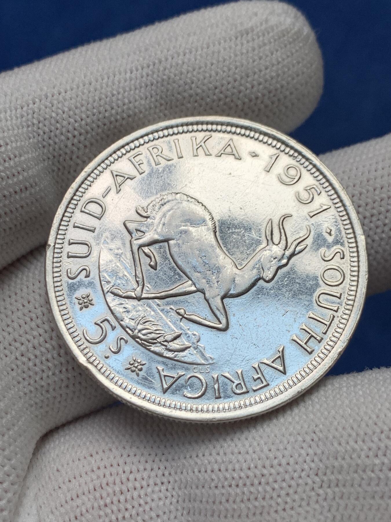 《竞宝斋》第280场- 周日，周一 ，周二3场连拍 （全场包邮） 1951年南非乔六跳羚5先令银币