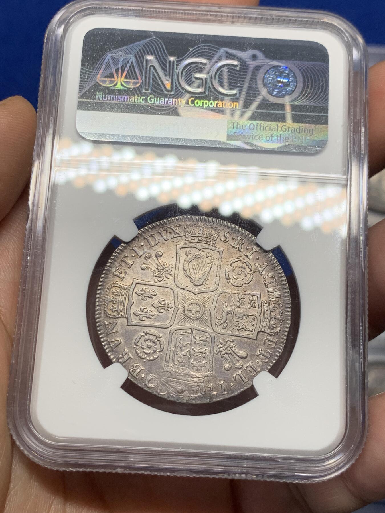 《竞宝斋》第280场- 周日，周一 ，周二3场连拍 （全场包邮） NGC XF45 英国1720乔治一世半克朗银币 克劳斯目录书中原物 克书XF品相定价1125美元 最新同分成交价接近2000美元 极其稀少的品种