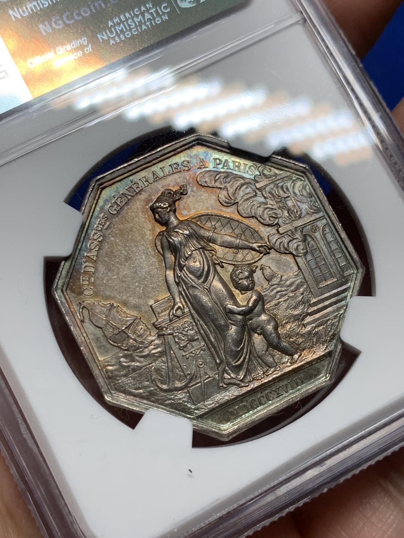 《竞宝斋》第281场- 周日，周一 ，周二3场连拍 （全场包邮） NGC-MS64 法国八角银质代币，路易十八头像巴黎综合保险公司，五彩好状态