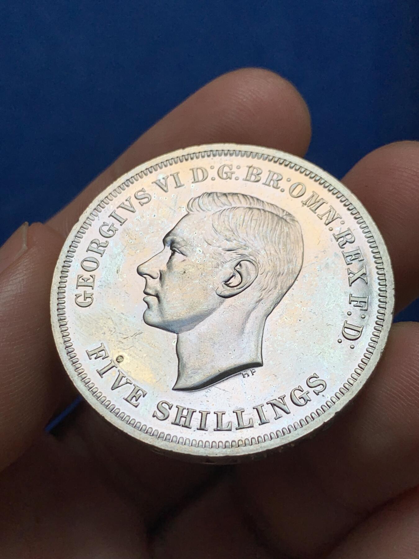 《竞宝斋》第280场- 周日，周一 ，周二3场连拍 （全场包邮） 英国 最后的 镍马剑 1951 红盒带证书 细节见图