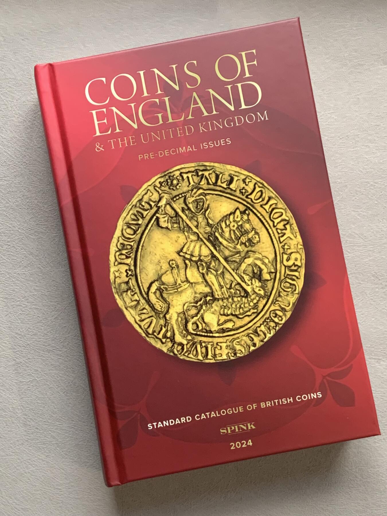 《竞宝斋》第280场- 周日，周一 ，周二3场连拍 （全场包邮） 斯宾克英国钱币标准目录2024版英系收藏必备目录 PCGS与NGC编号来源之- 精装版 厚达605页 重达1公斤
