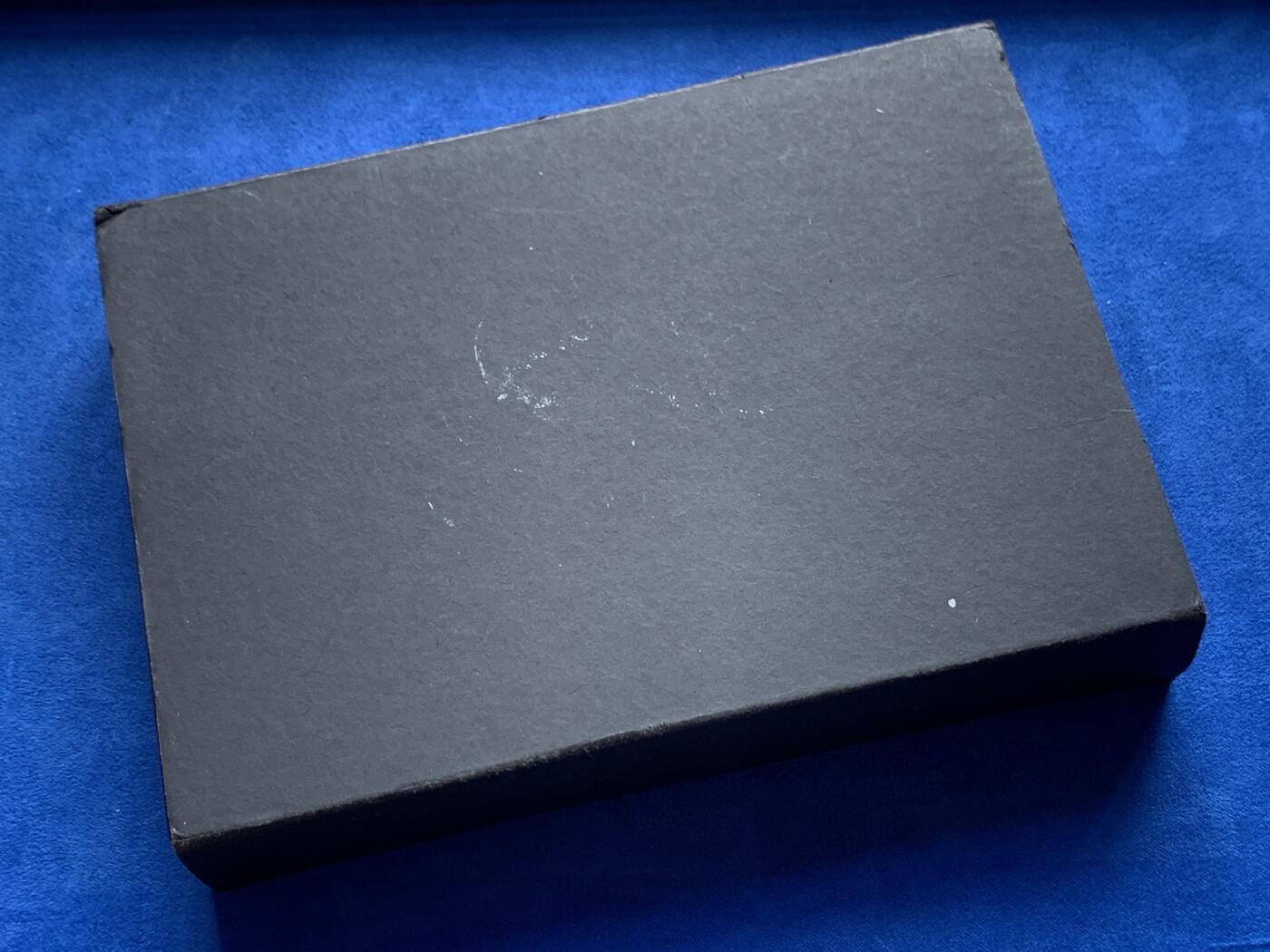 《竞宝斋》第280场- 周日，周一 ，周二3场连拍 （全场包邮） 评级币收纳盒 可放一枚评级币 细节见图