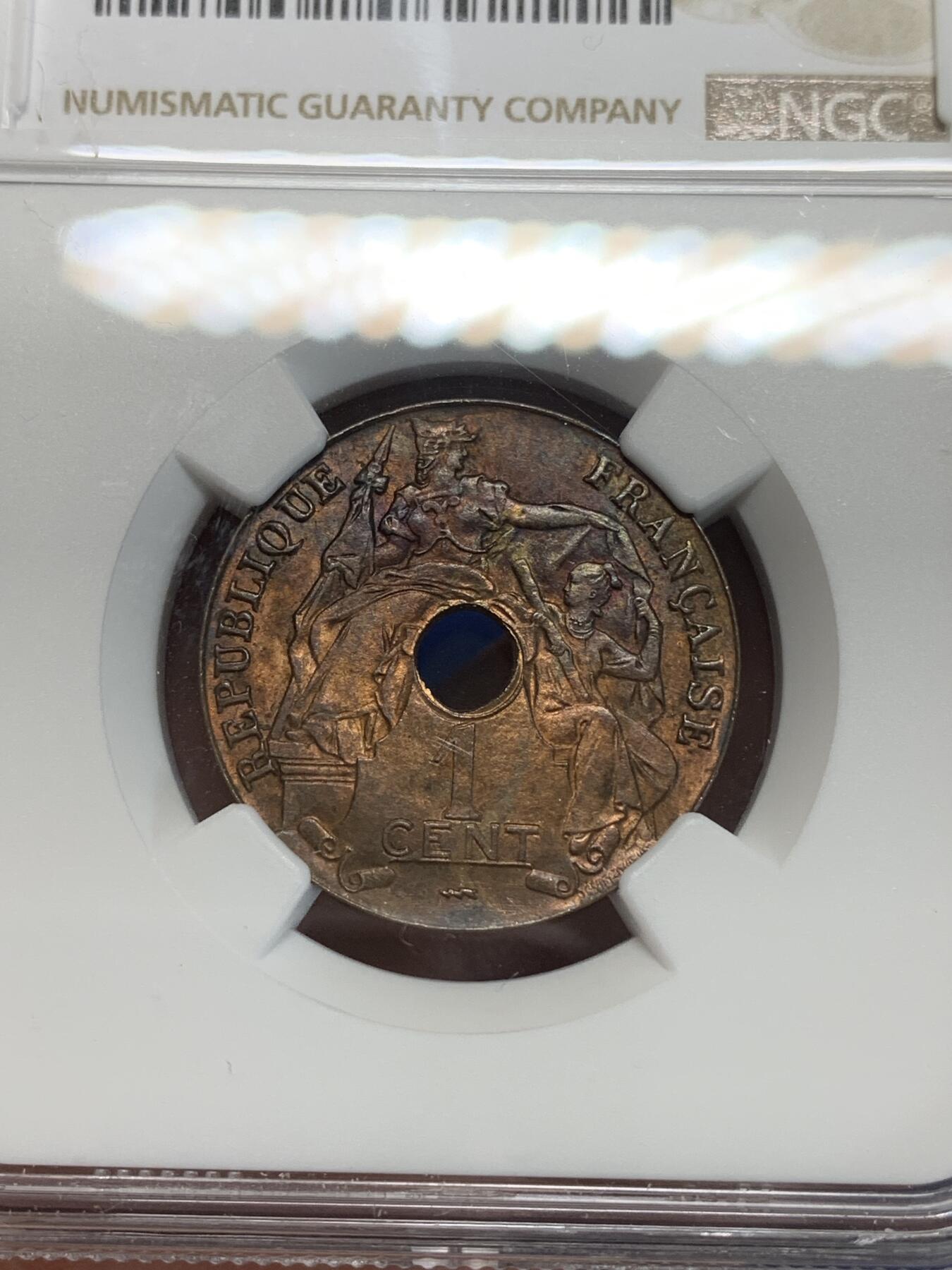 《竞宝斋》第280场- 周日，周一 ，周二3场连拍 （全场包邮） NGC MS62BN 法属印支1923年百分之一 中孔铜币 THUNDERBOLT版