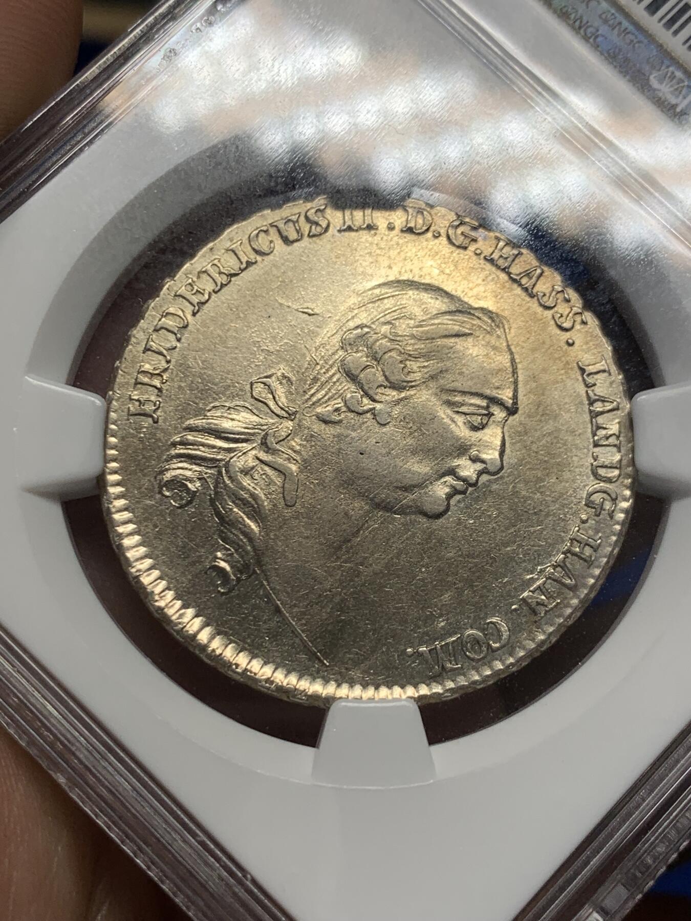 《竞宝斋》第280场- 周日，周一 ，周二3场连拍 （全场包邮） 亚军分！NGC AU58 德国 1767年 黑森卡塞尔 2/3泰勒银币 这个品种太少见了！