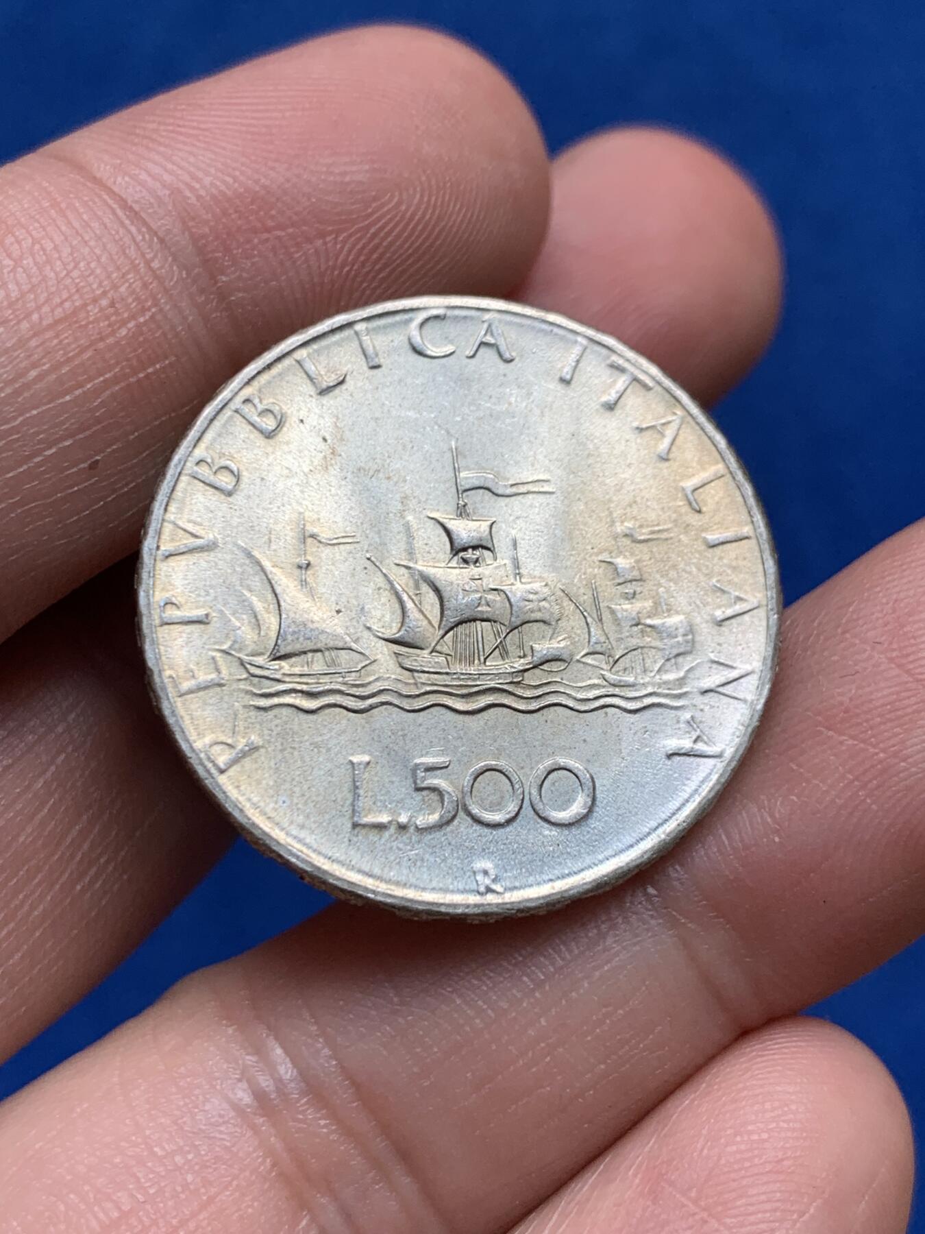 《竞宝斋》第280场- 周日，周一 ，周二3场连拍 （全场包邮） 两枚一组 意大利1965年+1966年美女帆船500里拉银币