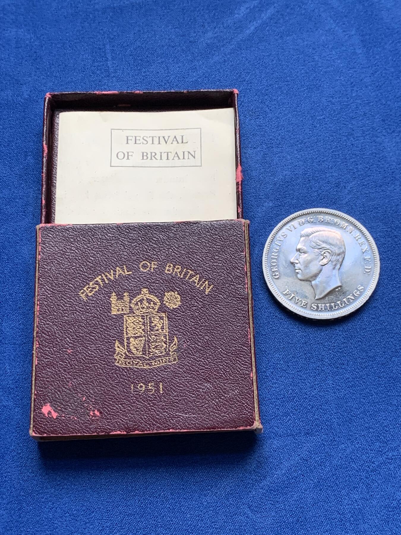 《竞宝斋》第280场- 周日，周一 ，周二3场连拍 （全场包邮） 英国 最后的 镍马剑 1951 红盒带证书 细节见图