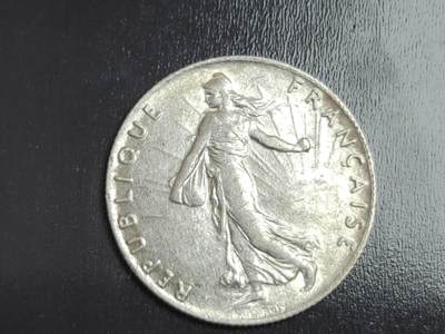 燕姐换藏第82拍 法国1912年50分银币