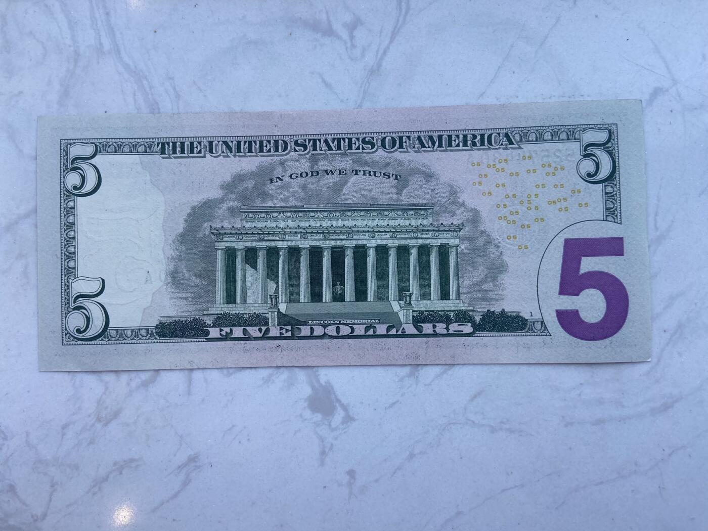 【炜奕收藏】裸钞专场第八期 美国5美元，unc-品相，轻微角钝角折
