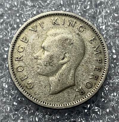 文馨钱币收藏第 137 场，全场满 3 件拍品包邮 - 1946 年英属新西兰 6 便士银币，乔六版