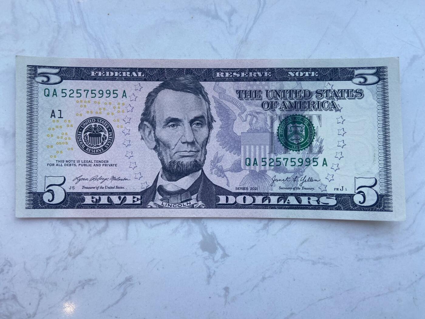 【炜奕收藏】裸钞专场第八期 美国5美元，unc-品相，轻微角钝角折