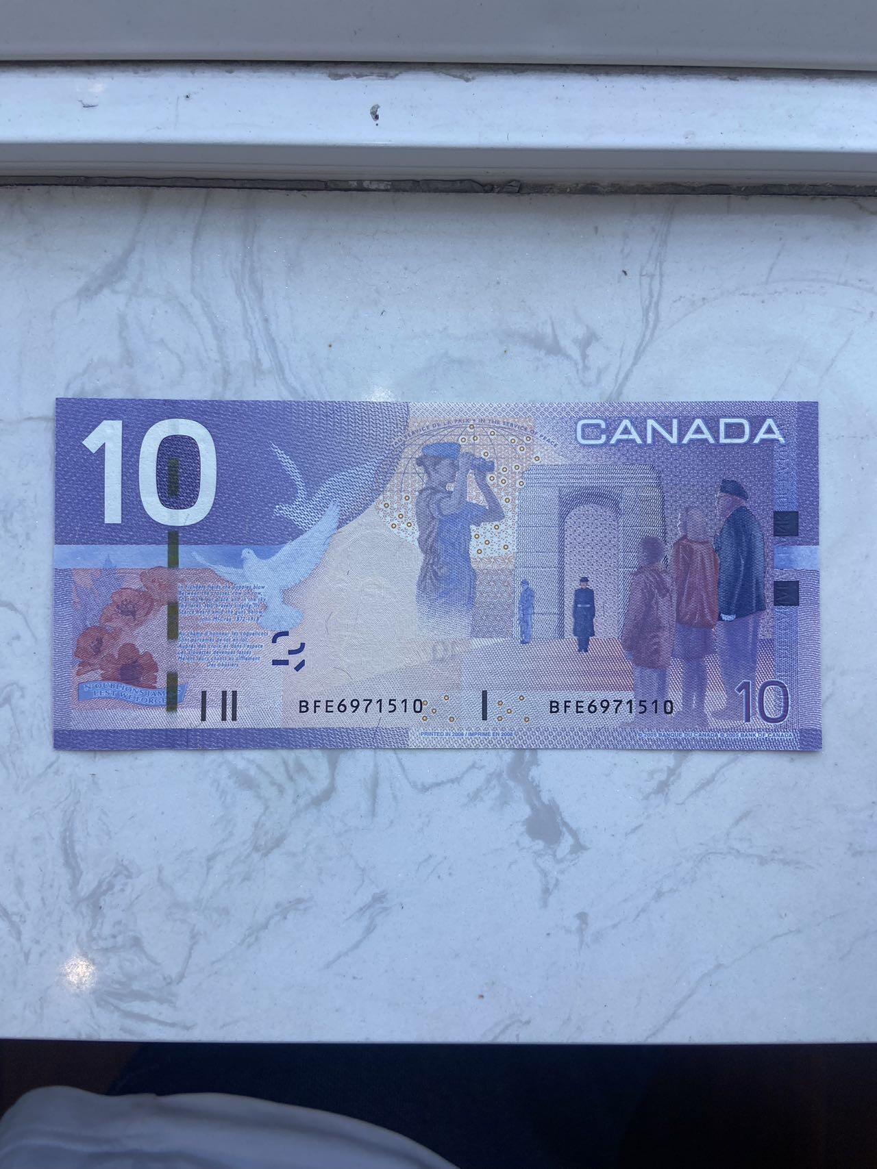 【炜奕收藏】裸钞专场第八期 2008年加拿大旅版10元纸币，全息条版，unc品相