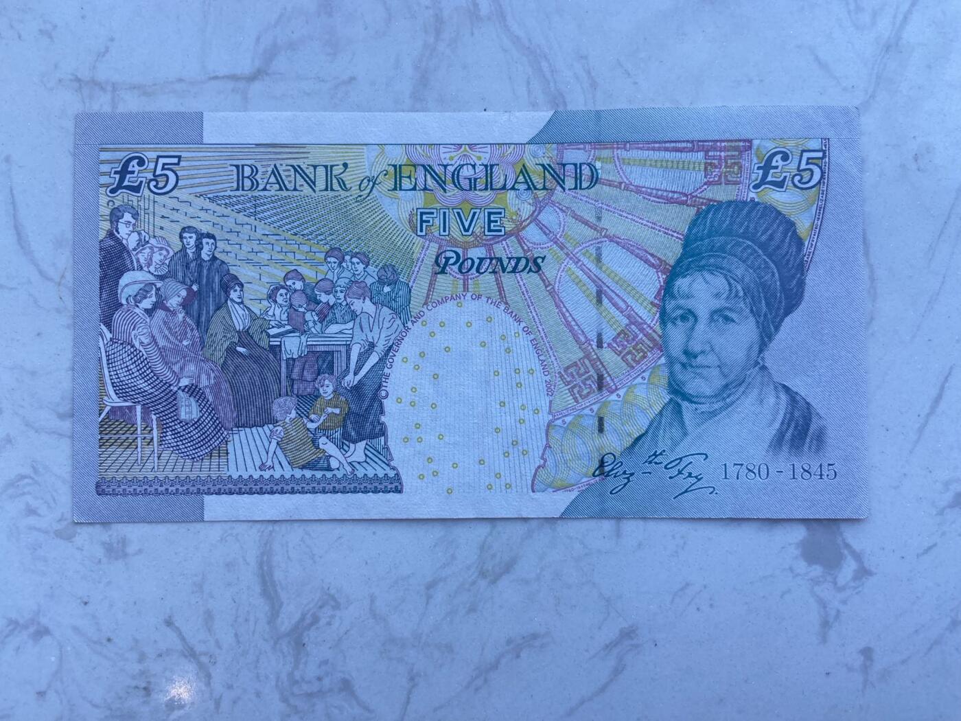 【炜奕收藏】裸钞专场第八期 英国e序列再版5磅，au品相