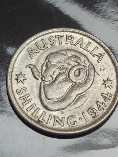 燕姐换藏第82拍 澳大利亚1944年的乔治六世1先令银币