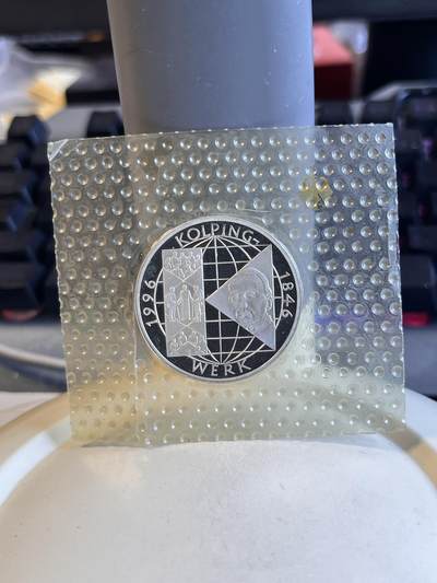 第183期拍卖 -   原厂塑封德国1996年国际科尔平协会创立150周年精制纪念银币625银15.5克直径32.5毫米，塑料封脱开了